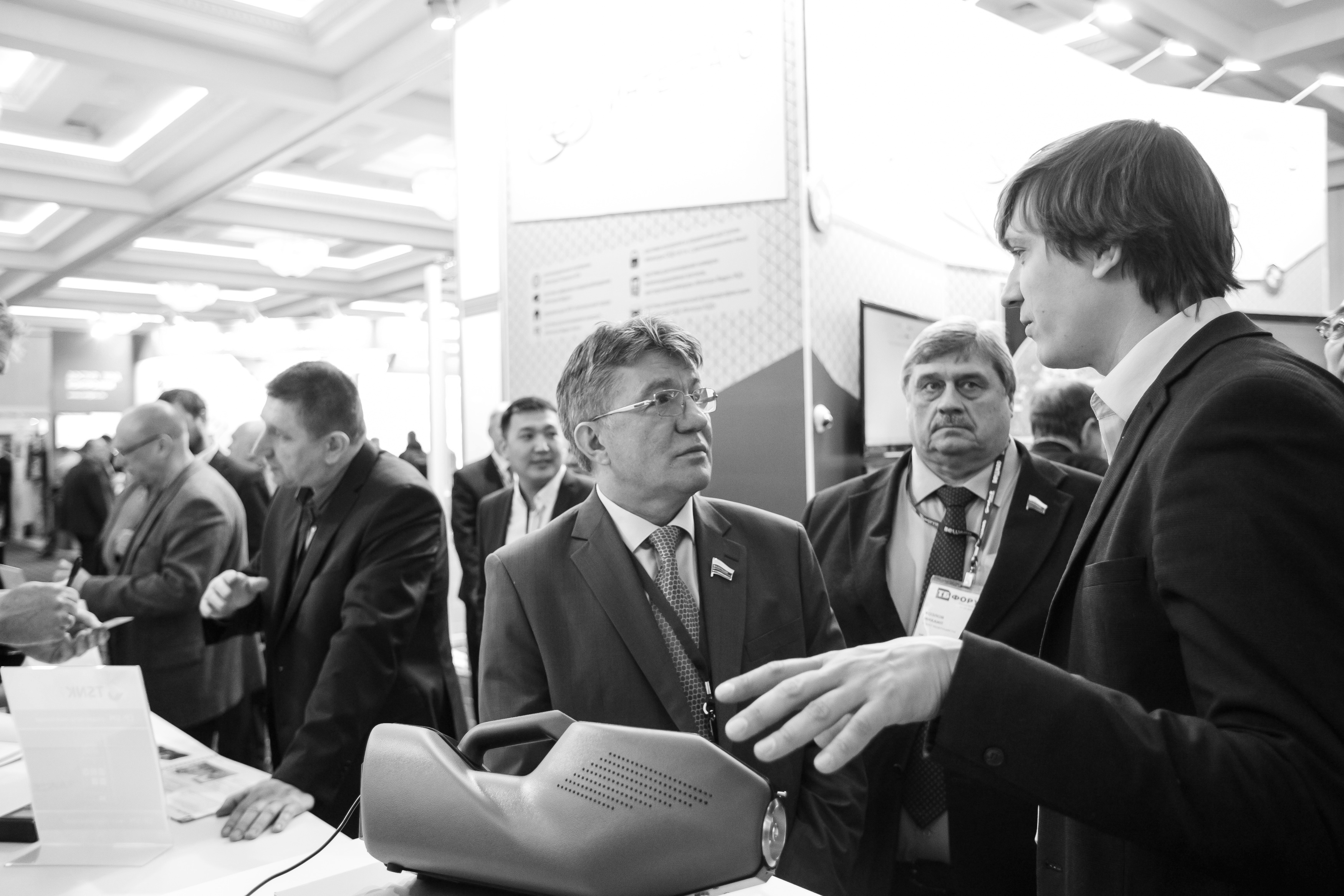 Defining Customer Needs:&nbsp;Direct meetings with the clients