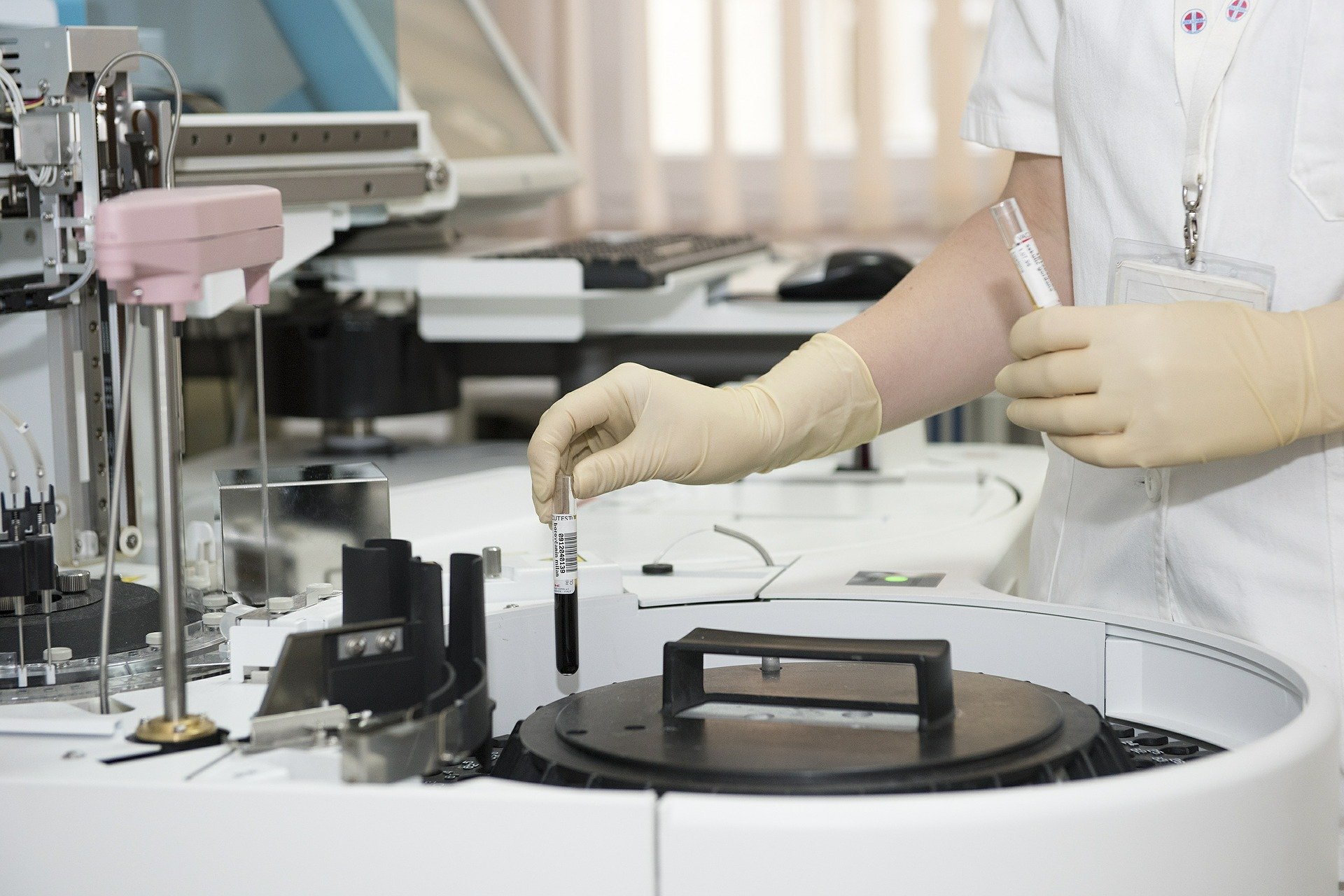 The Ministry of health and Toshiba will treat cancer patients with heavy ions